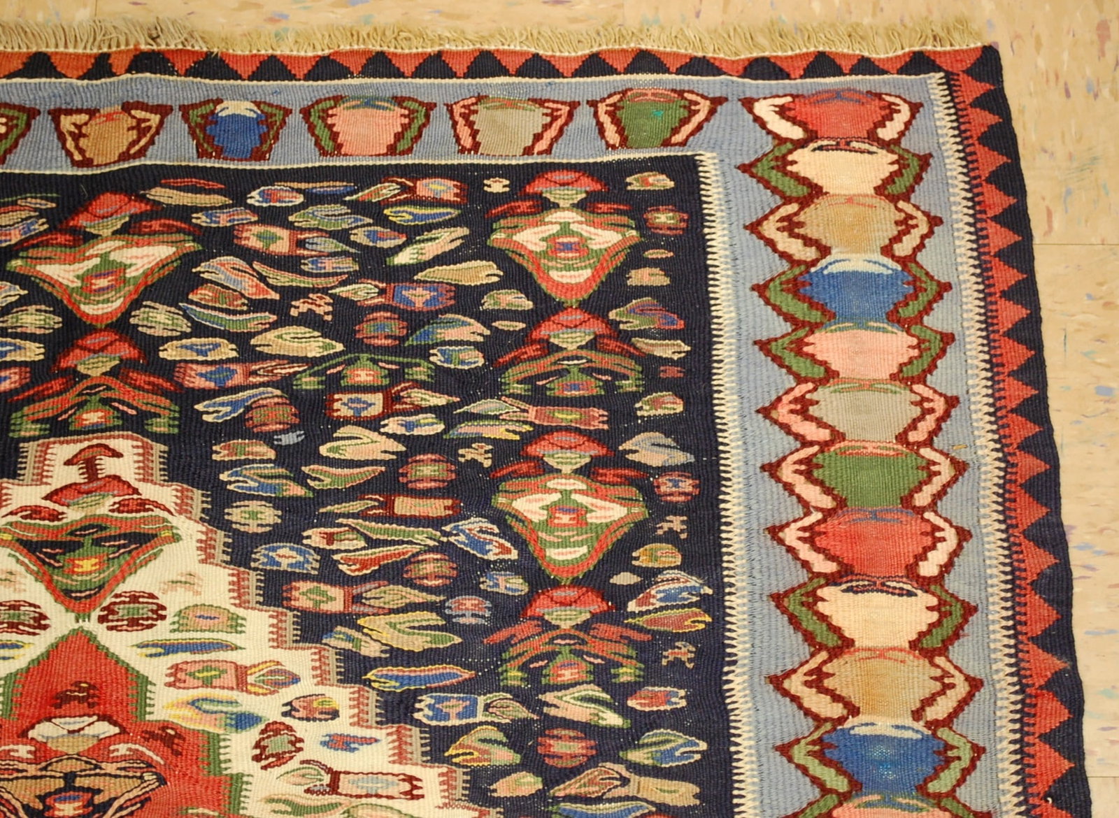 Persian SENNAH KILIM 3'8" x 4'10" - 5