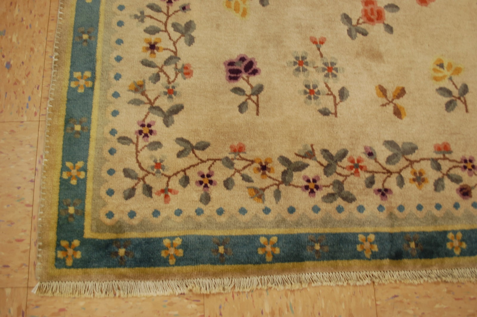 NICHOLS CHINESE RUG 3'10" x 6'5" - 8