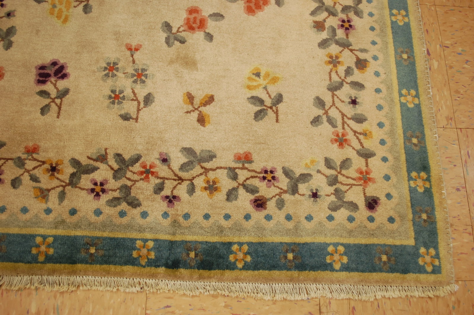 NICHOLS CHINESE RUG 3'10" x 6'5" - 9