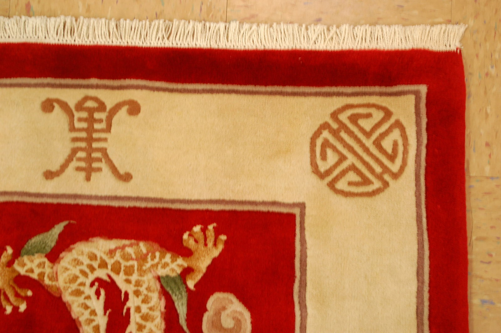 CHINESE NICHOLS RUG 6' x 9' - 5