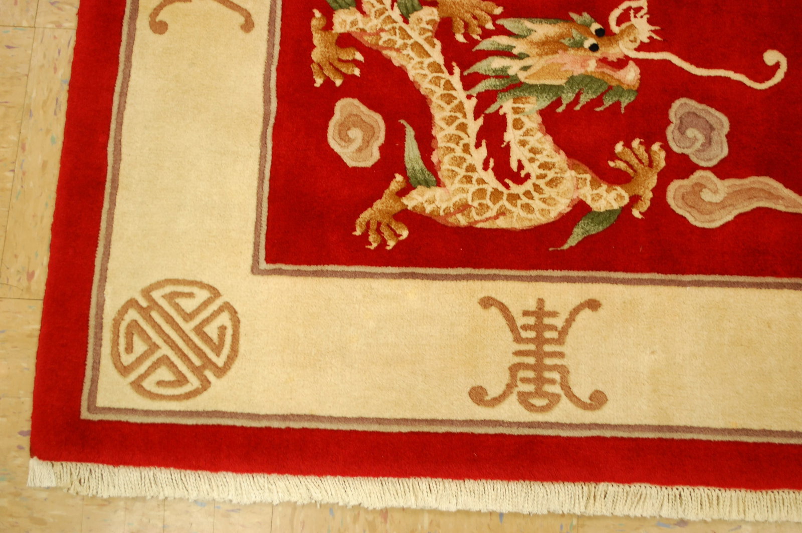 CHINESE NICHOLS RUG 6' x 9' - 7