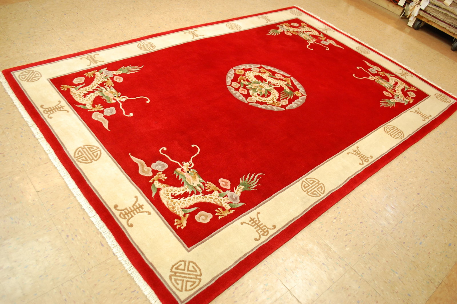 CHINESE NICHOLS RUG 6' x 9' - 9