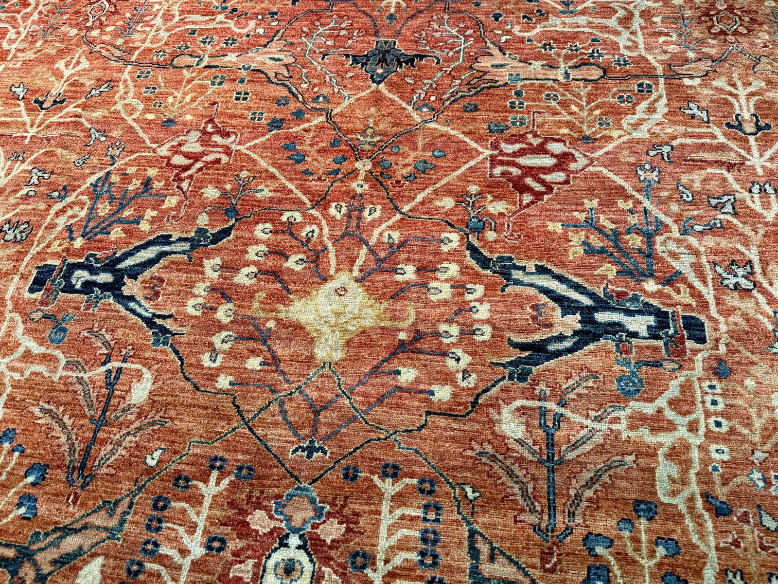Exquisite Fine Serapi Design Rug 9.2x11.9 - 3