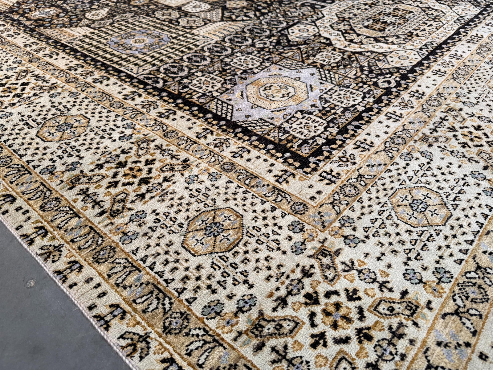 Exquisite Chobi Rug 9.1x12.3 - 5