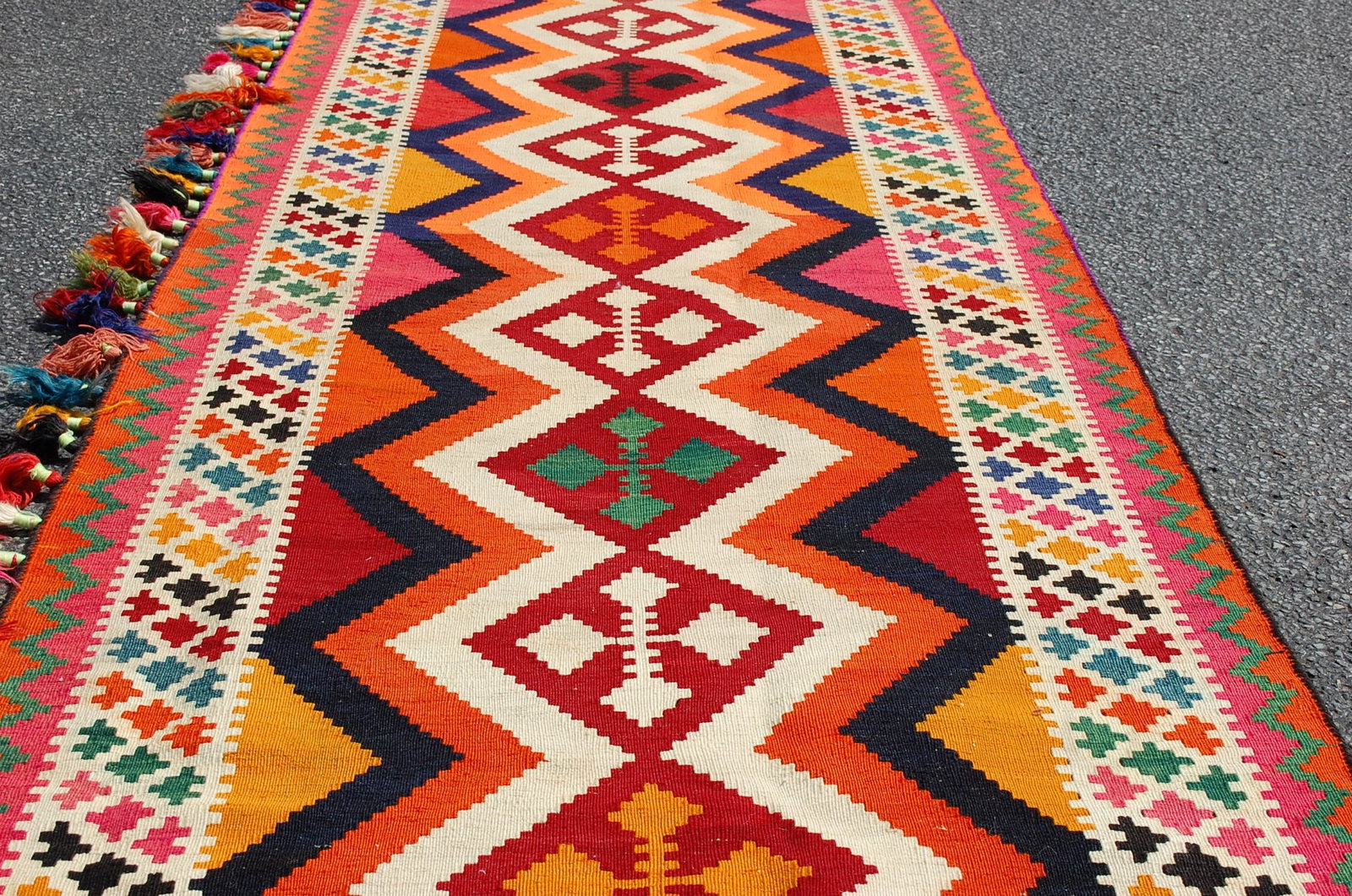 Persain SHIRAZ QSHKAI KILIM RUG 4x24.6 - 8