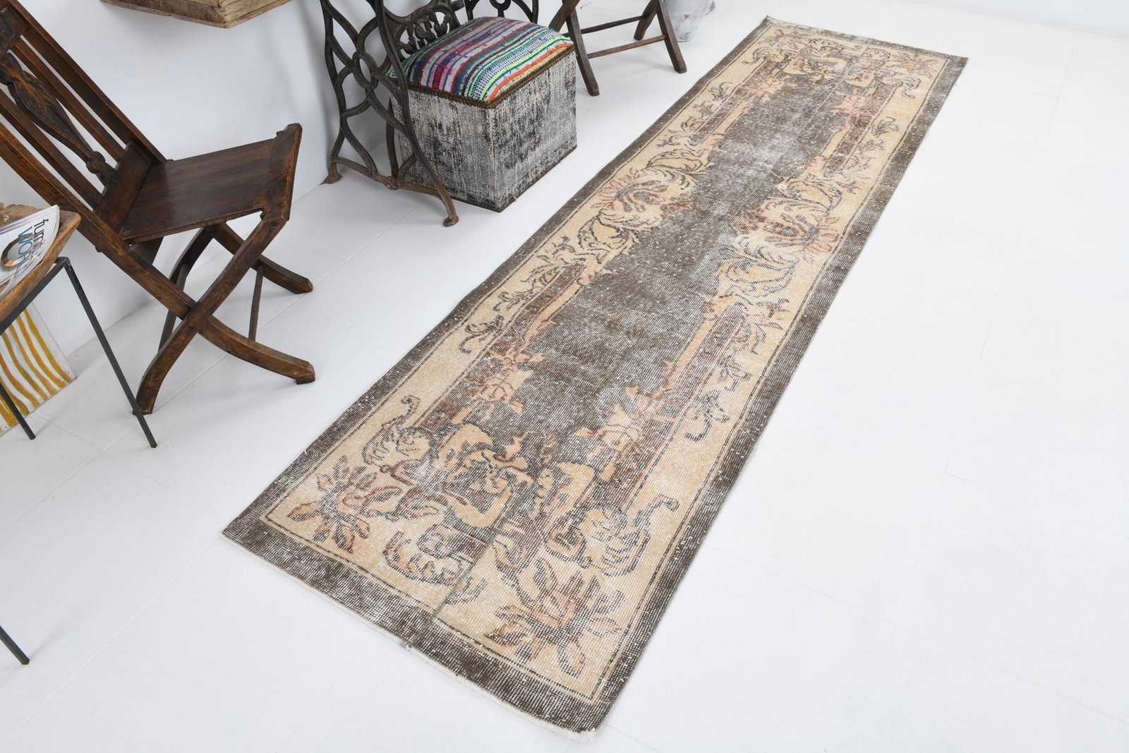 2'9'' x 10'0'' Turkish Vintage Runner Rug - 7012 - 6
