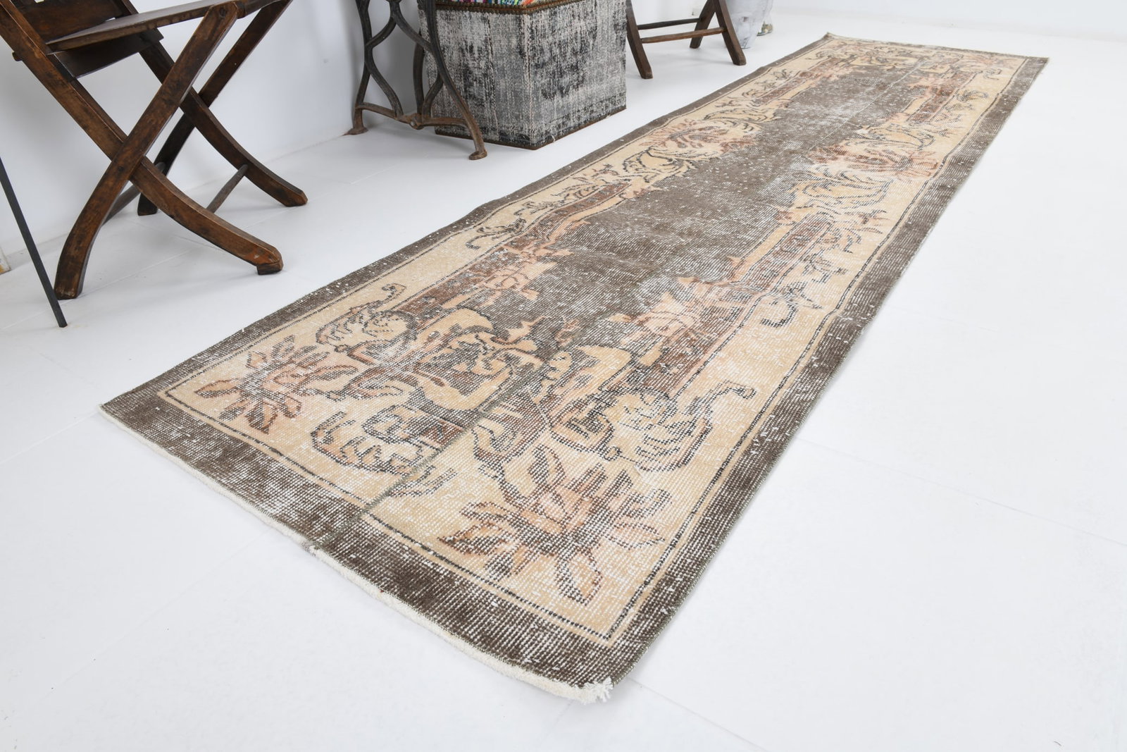 2'9'' x 10'0'' Turkish Vintage Runner Rug - 7012 - 7