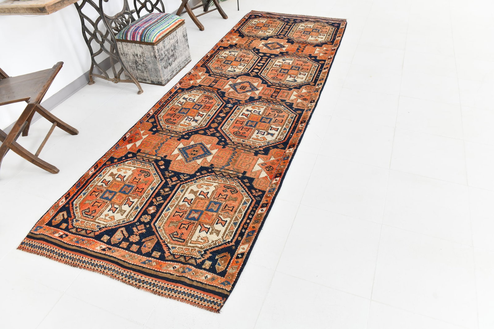 3'7'' x 10'7'' Vintage Wool Runner Rug - 23484 - 3