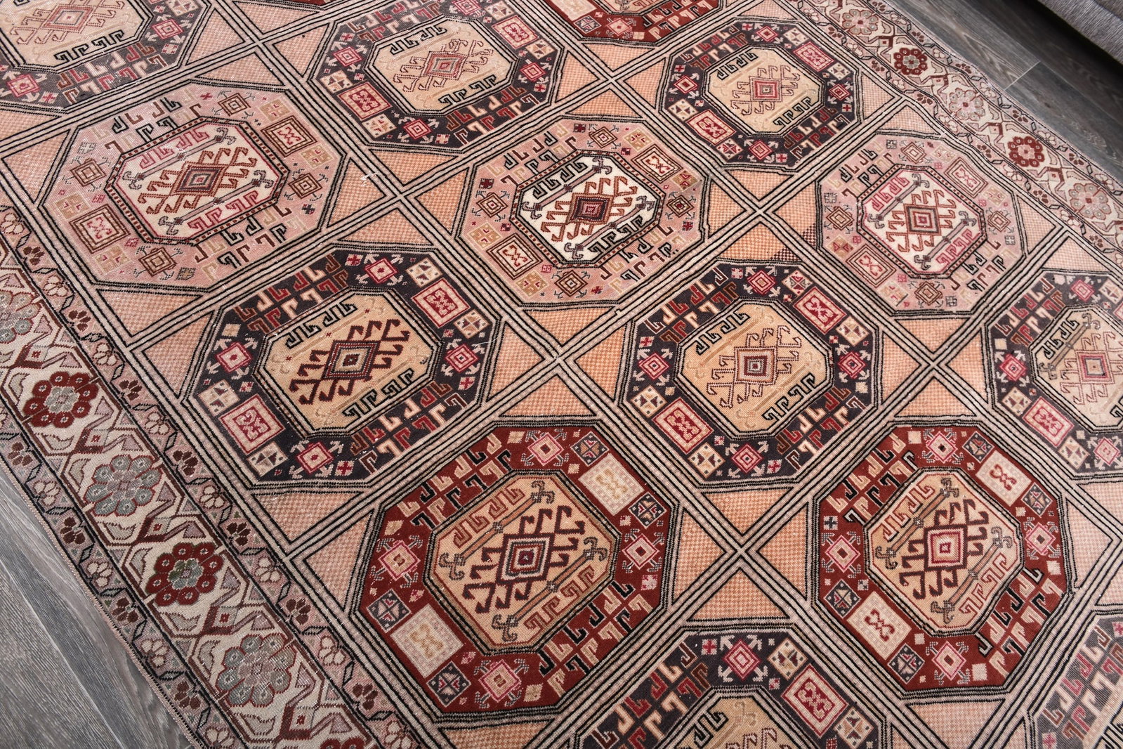 6'3'' x 9'4'' Handmade Vintage Wool Rug - 243939 - 3