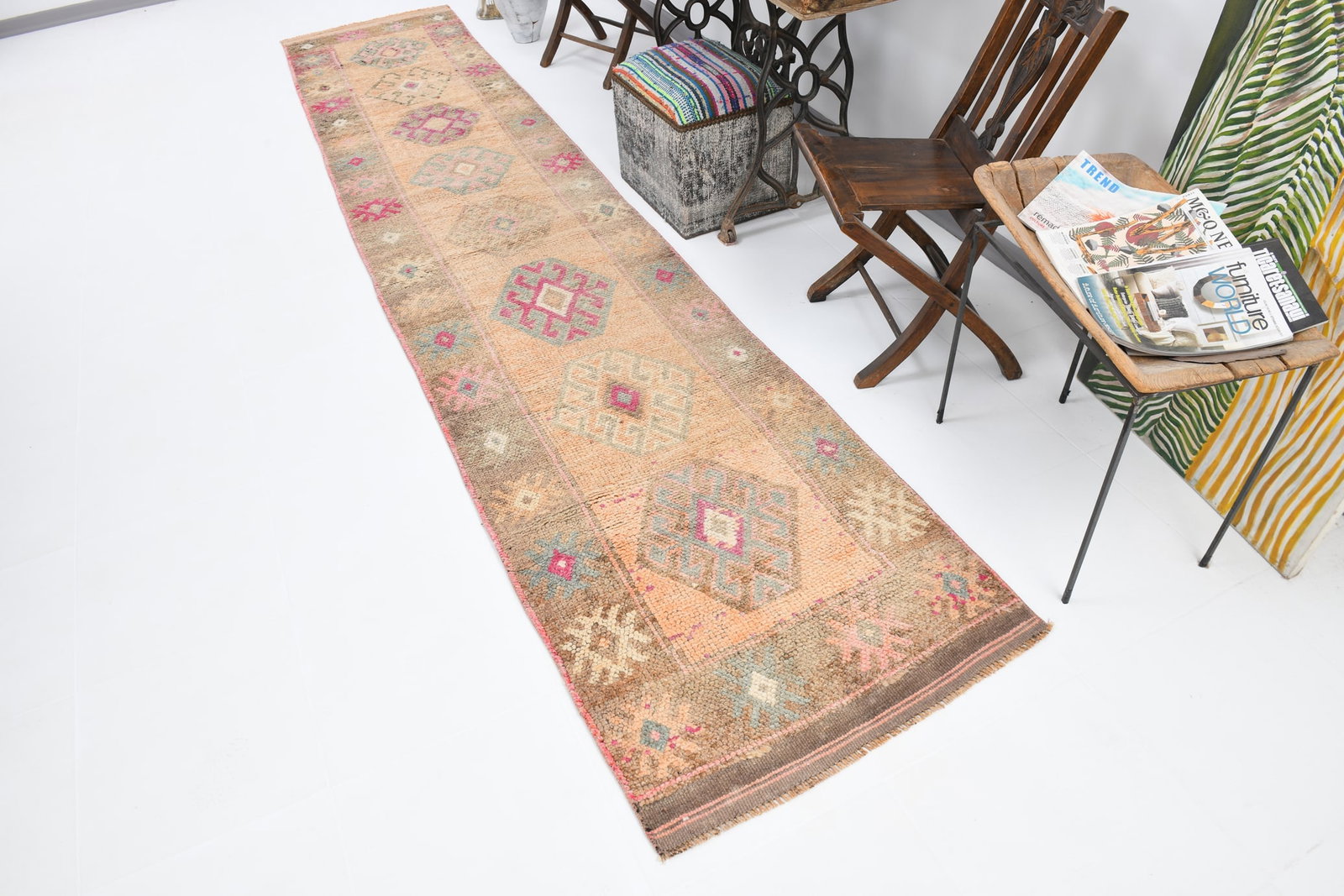 2'8'' x 13'5'' Handmade Vintage Wool Rug - 18818 - 5