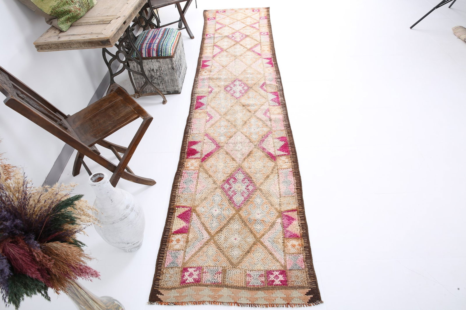 2'8'' x 11'8'' Handmade Vintage Wool Patchwork Rug - 18798 - 4
