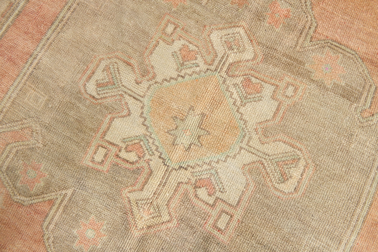 4'11'' x 11'3'' Turkish Vintage Runner Rug - 17605 - 4