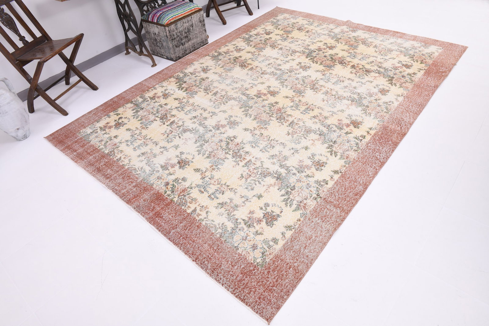 6'10'' x 9'6'' Turkish Vintage Runner Rug - 7229 - 3