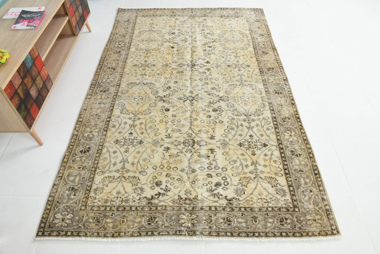 4'11'' x 7'8'' Handmade Vintage Wool Rug - 4853 - 3