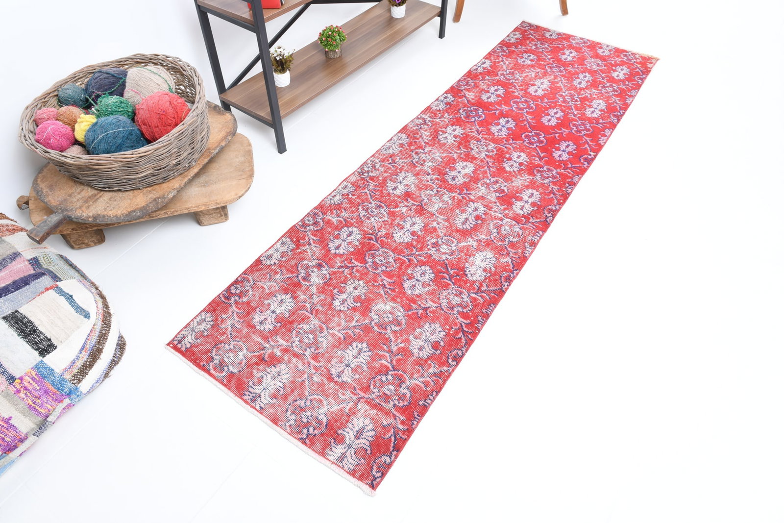 2'4'' x 8'0'' Turkish Vintage Runner Rug - 17386 - 3