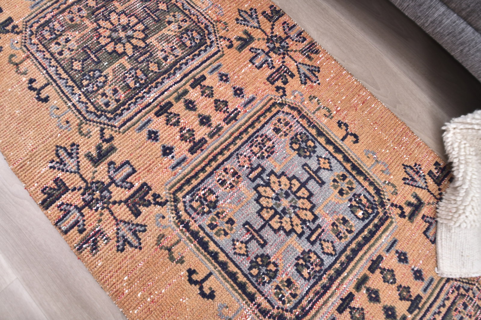 2'11'' x 11'9'' Handmade Vintage Wool Rug - 241017 - 3