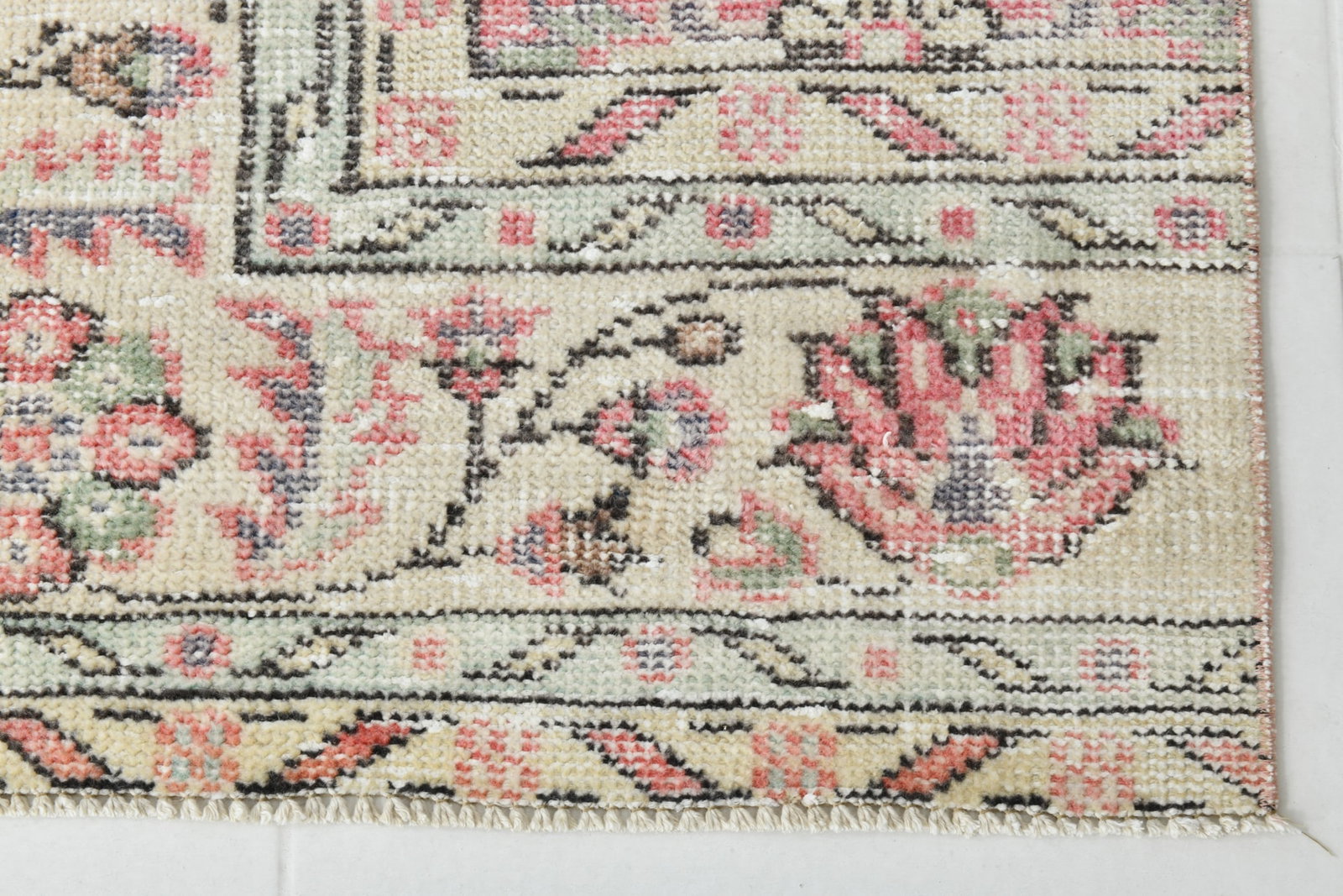2'0'' x 3'5'' Vintage Wool Runner Rug - 22918 - 9