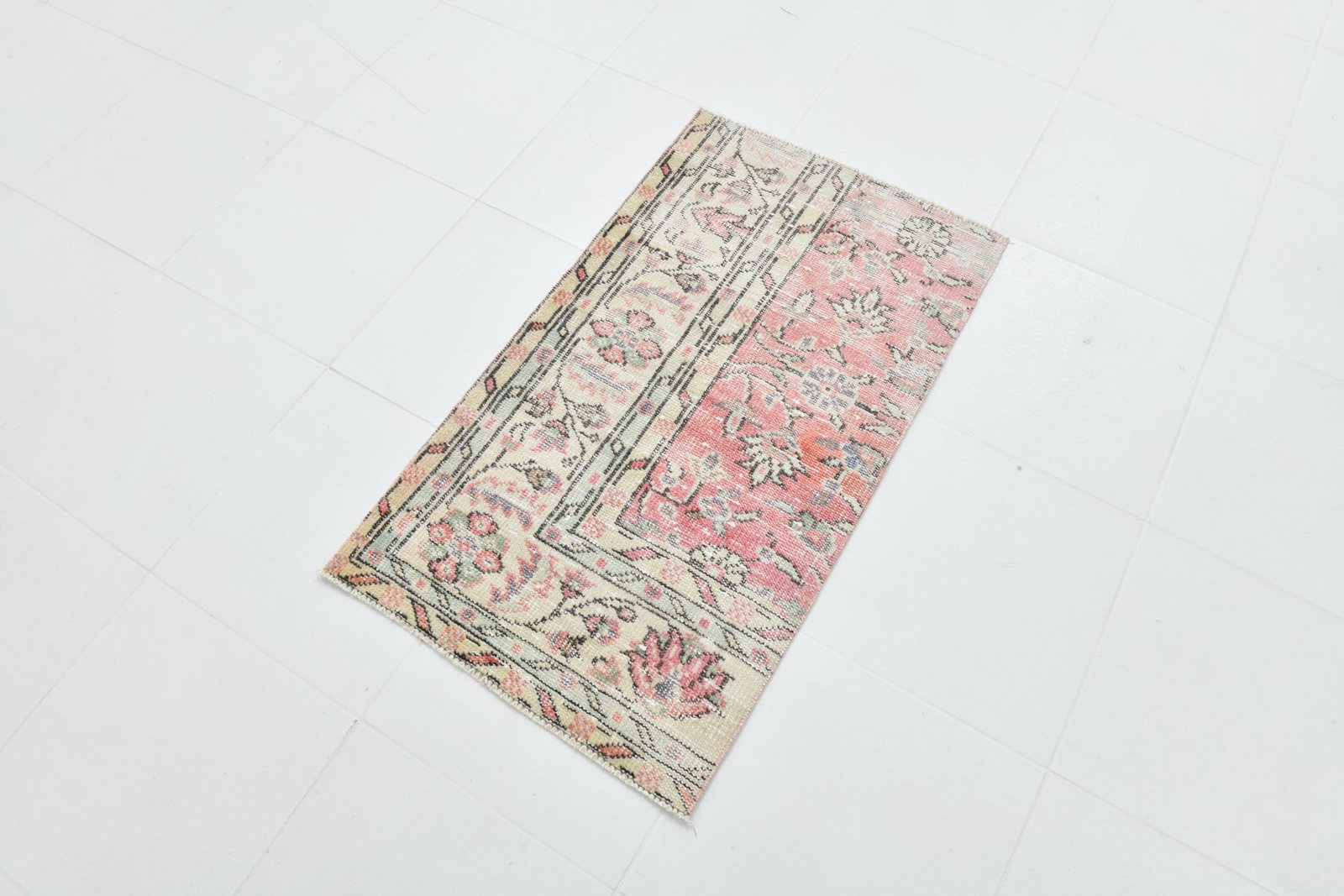 2'0'' x 3'5'' Vintage Wool Runner Rug - 22918 - 15