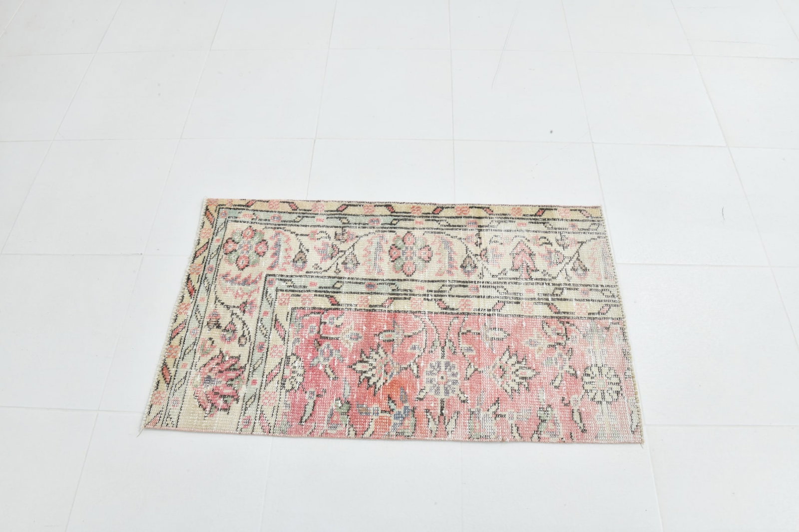 2'0'' x 3'5'' Vintage Wool Runner Rug - 22918 - 16