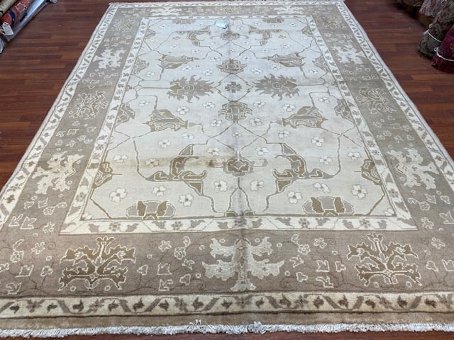 Vintage Persian Heriz/ Serapi rug-1896: Title:Vintage Persian Heriz/ Serapi rug-1896 Description:A vintage Persian Heriz/ Serapi rug from northwest Persia, size 6 ft. 9 inches by 9 ft. 5 inches, circa 2010, excellent condition with a high p