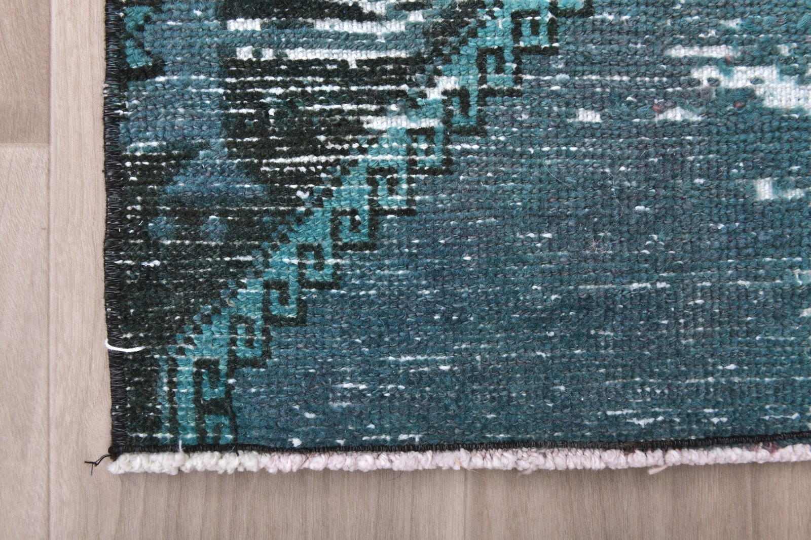1'9'' x 7'10'' Turkish Vintage Runner Rug - 240098 - 7