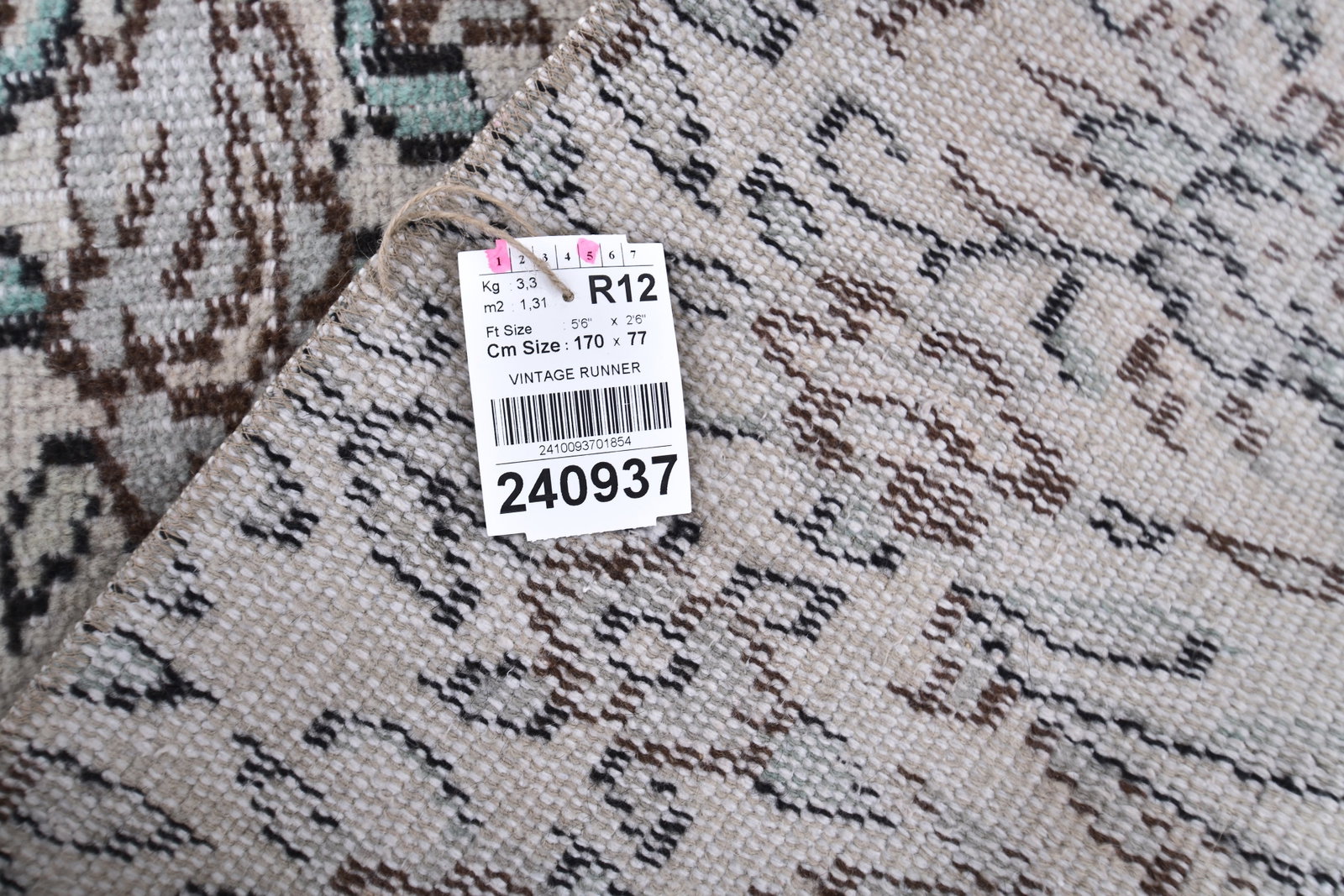 2'6'' x 5'6'' Decorative Vintage Rug - 240937 - 14