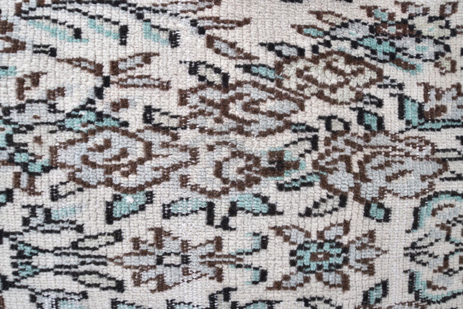 2'6'' x 5'6'' Decorative Vintage Rug - 240937 - 5