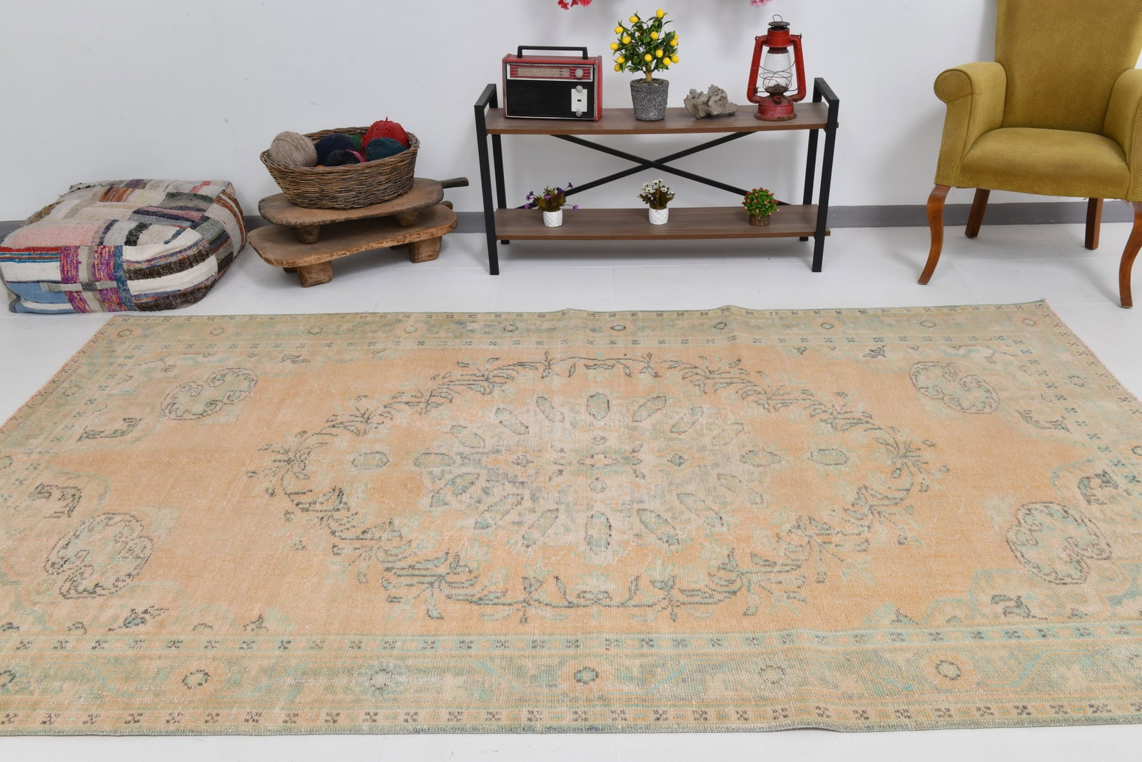 6'2'' x 10'0'' Handmade Vintage Wool Rug - 21513 - 2