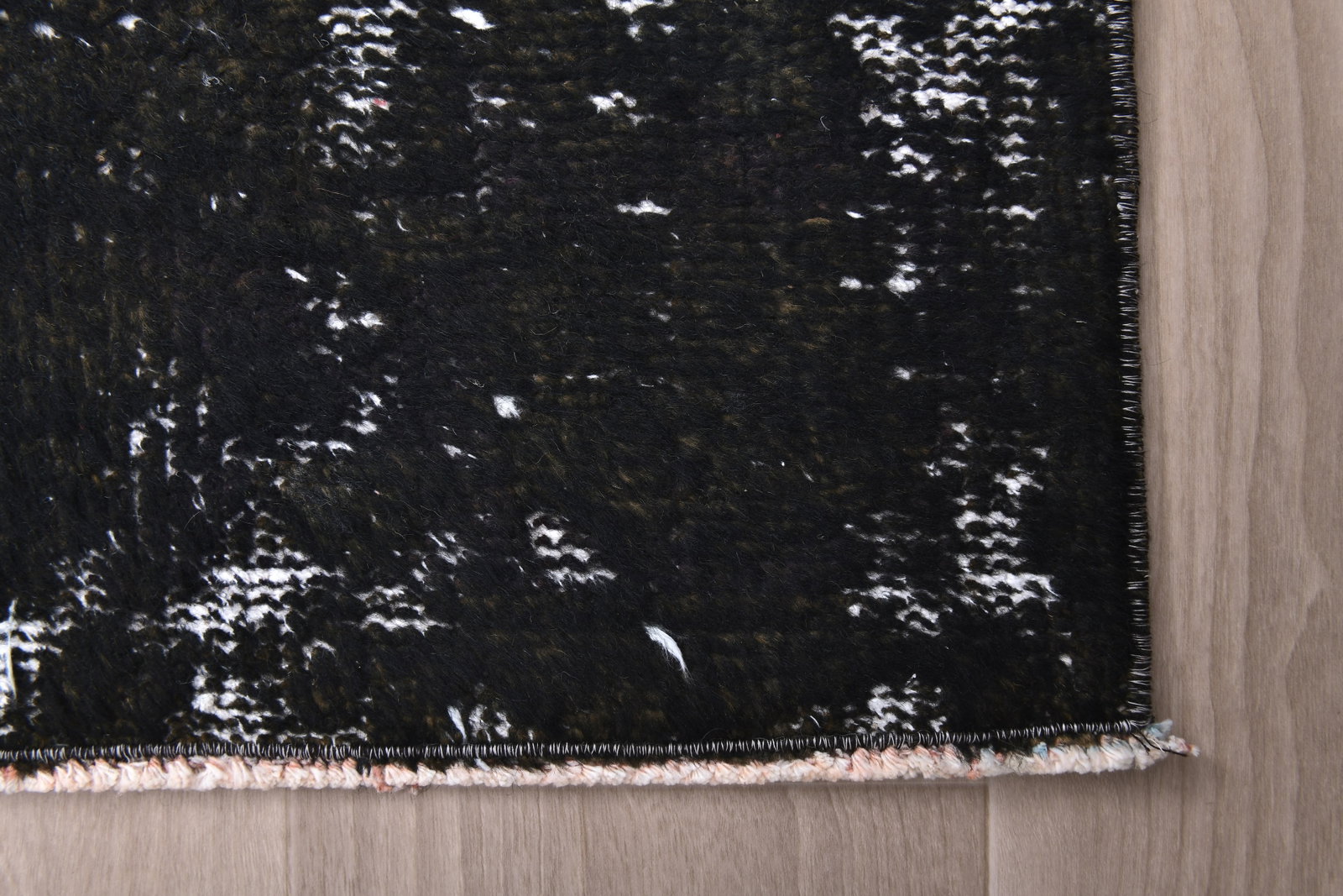 1'6'' x 4'1'' Turkish Vintage Runner Rug - 240096 - 9