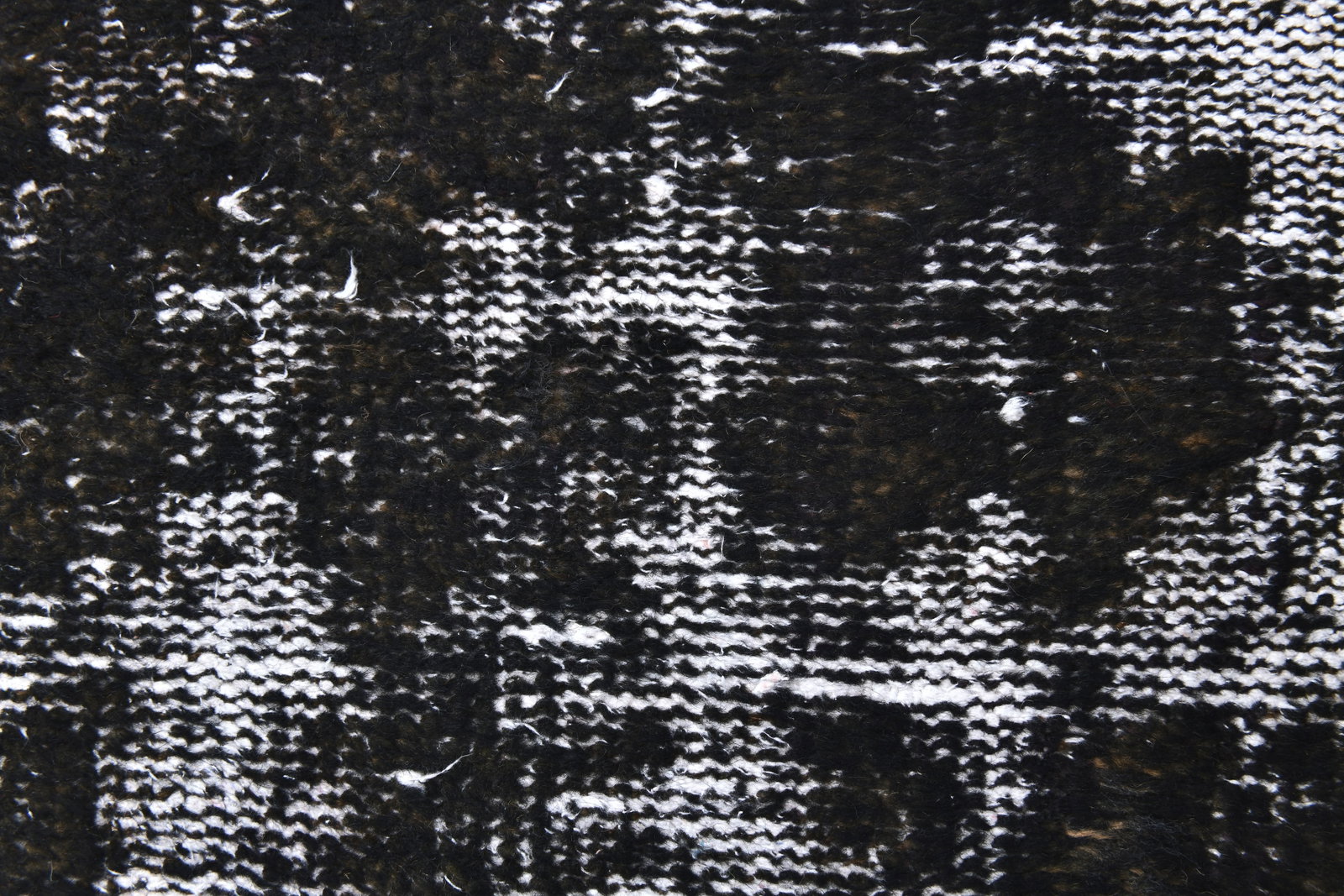 1'6'' x 4'1'' Turkish Vintage Runner Rug - 240096 - 4