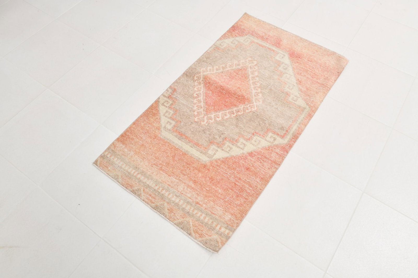 2'3'' x 4'3'' Handmade Vintage Wool Rug - 22431 - 15
