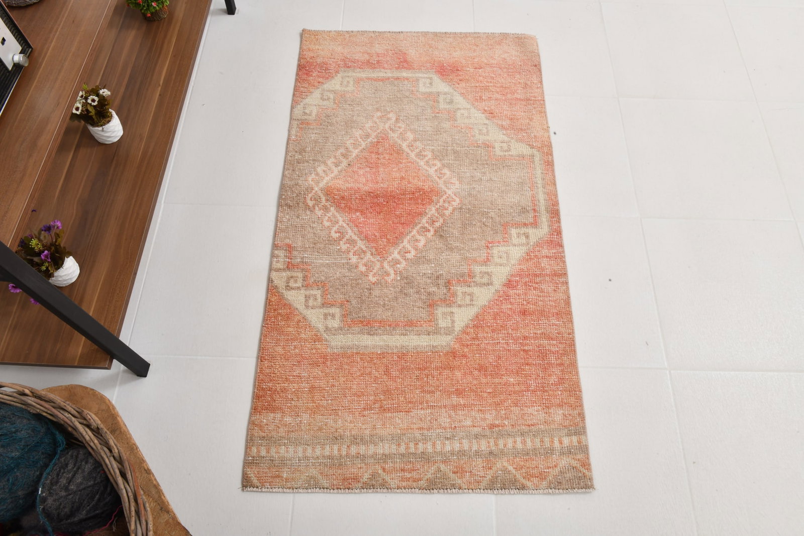 2'3'' x 4'3'' Handmade Vintage Wool Rug - 22431 - 4