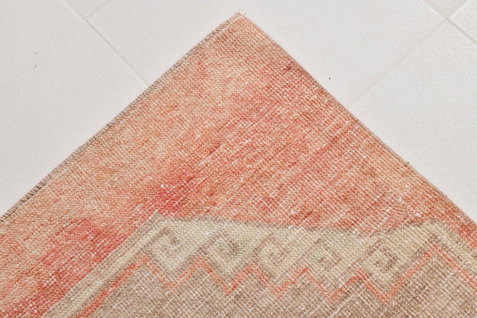 2'3'' x 4'3'' Handmade Vintage Wool Rug - 22431 - 7