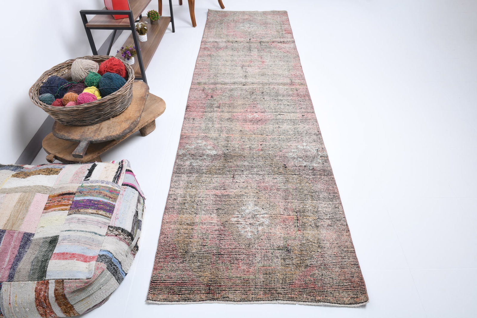 2'11'' x 10'11'' Handmade Vintage Wool Rug - 17548 - 3
