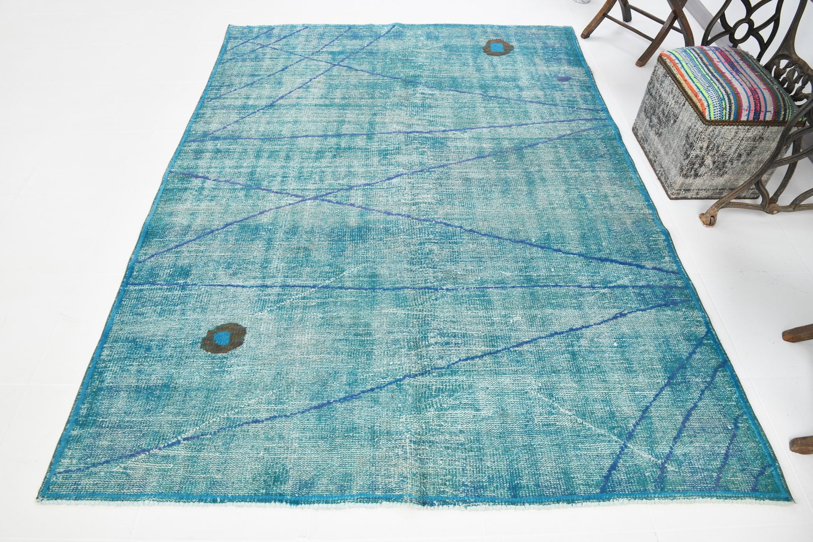 5'11'' x 8'3'' Handmade Vintage Wool Rug - 23317 - 4