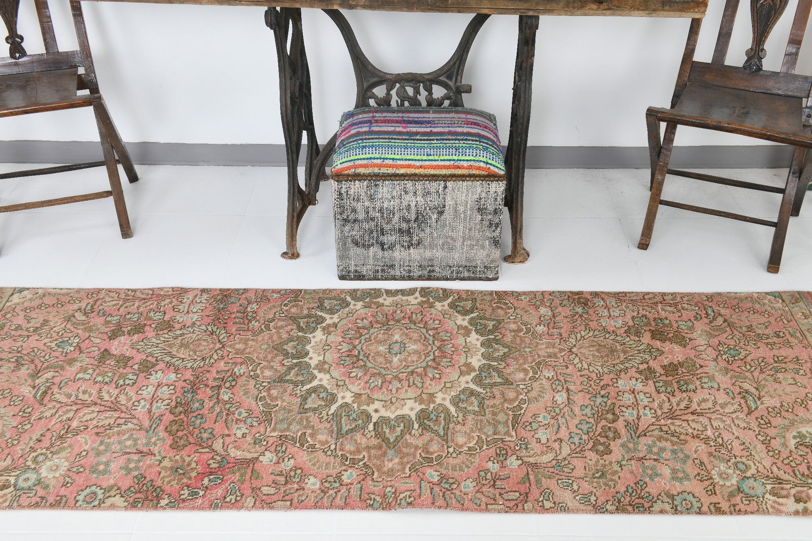 2'5'' x 9'2'' Turkish Vintage Runner Rug - 19493 - 2