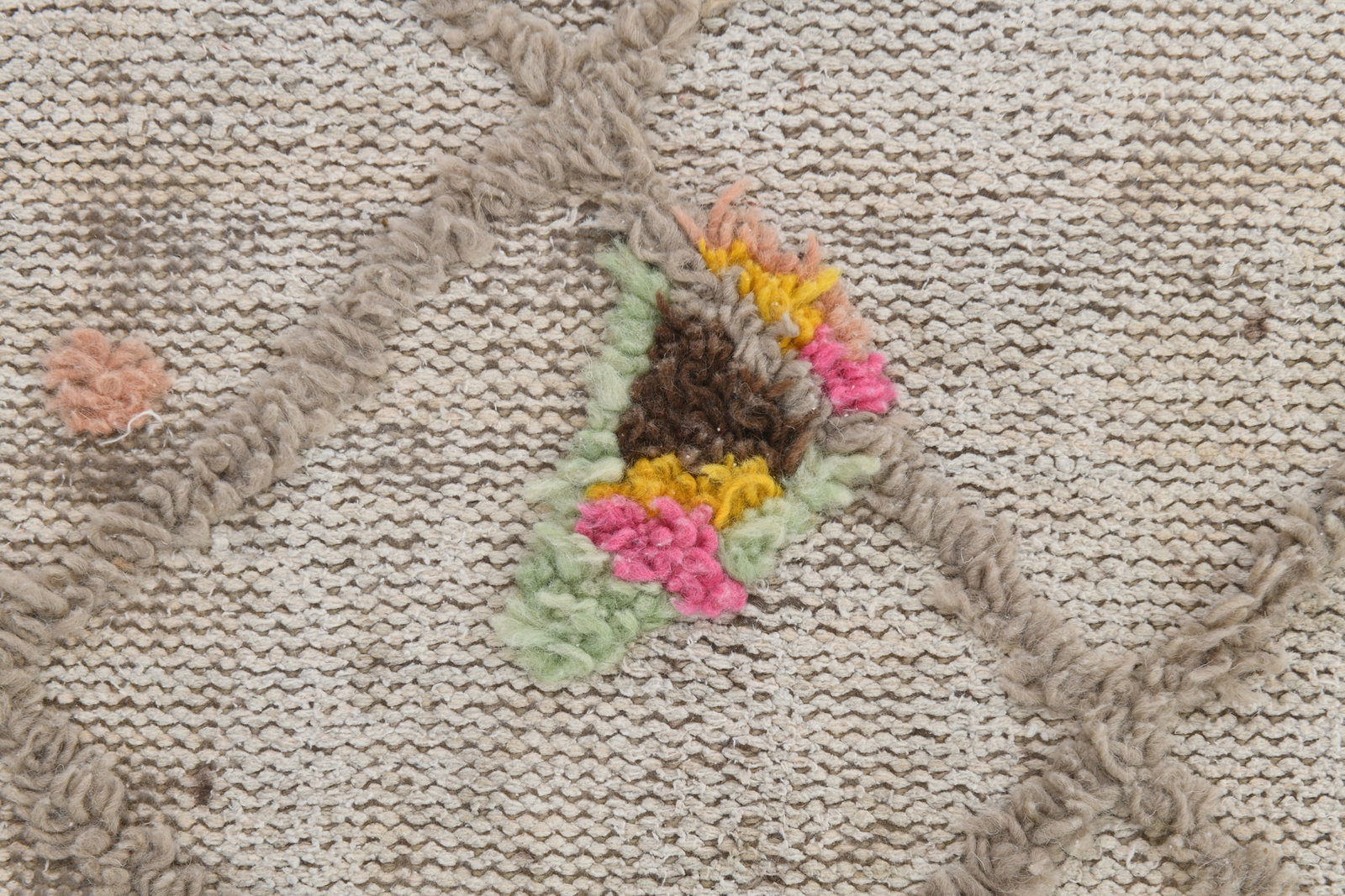 5'7'' x 9'4'' Handmade Vintage Wool Rug - 80261 - 7