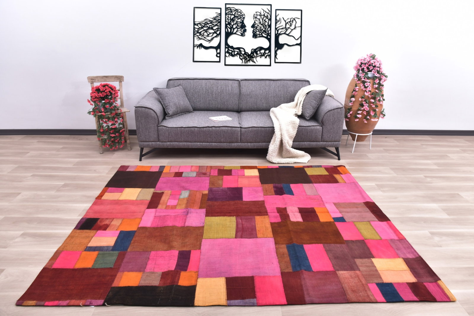 6'2'' x 8'0'' Decorative Vintage Rug - 240399: Title: 6'2'' x 8'0'' Decorative Vintage Rug - 240399 Description:6'2'' x 8'0'' Decorative Vintage Rug - 240399 Origin:Turkiye Date/Period:1960-90 Materials:Wool,Cotton Dimension:6'2''x8'0'' ft, 190x24