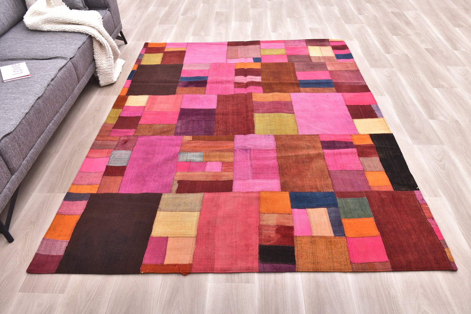 6'2'' x 8'0'' Decorative Vintage Rug - 240399 - 2
