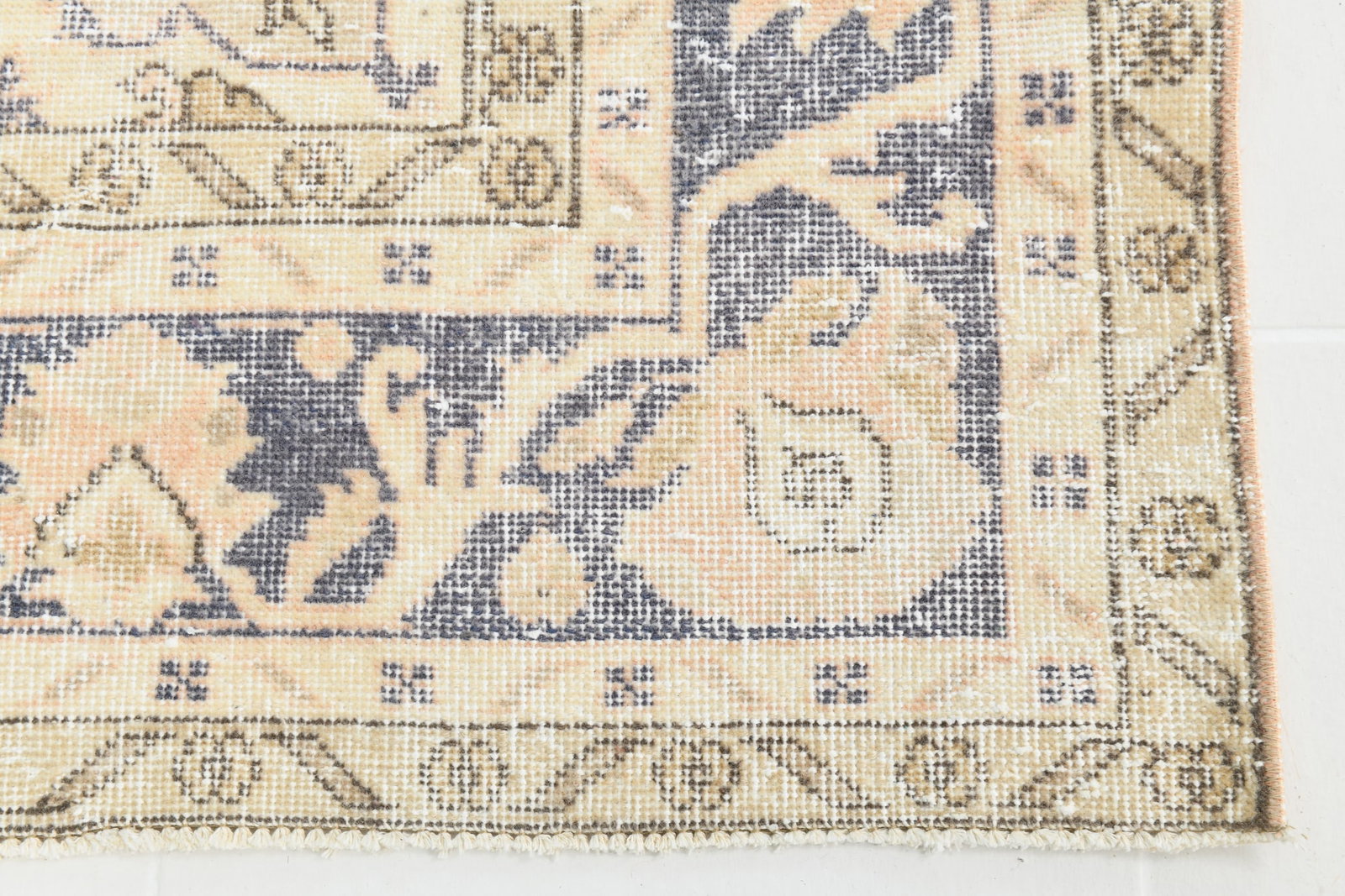6'11'' x 9'11'' Handmade Vintage Wool Rug - 17887 - 9