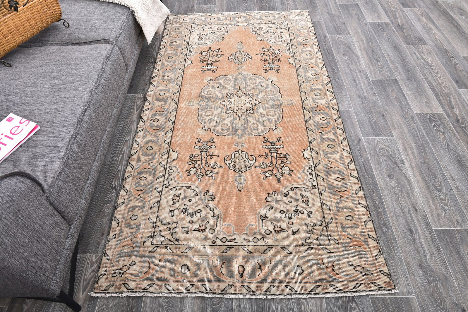 3'8'' x 6'11'' Handmade Vintage Wool Rug - 243959 - 2