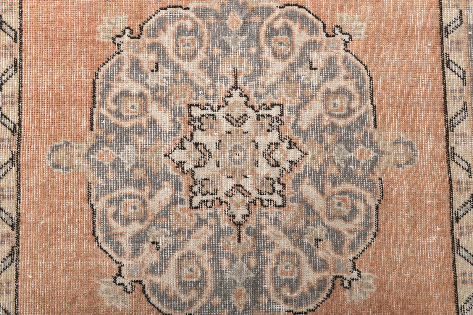 3'8'' x 6'11'' Handmade Vintage Wool Rug - 243959 - 4