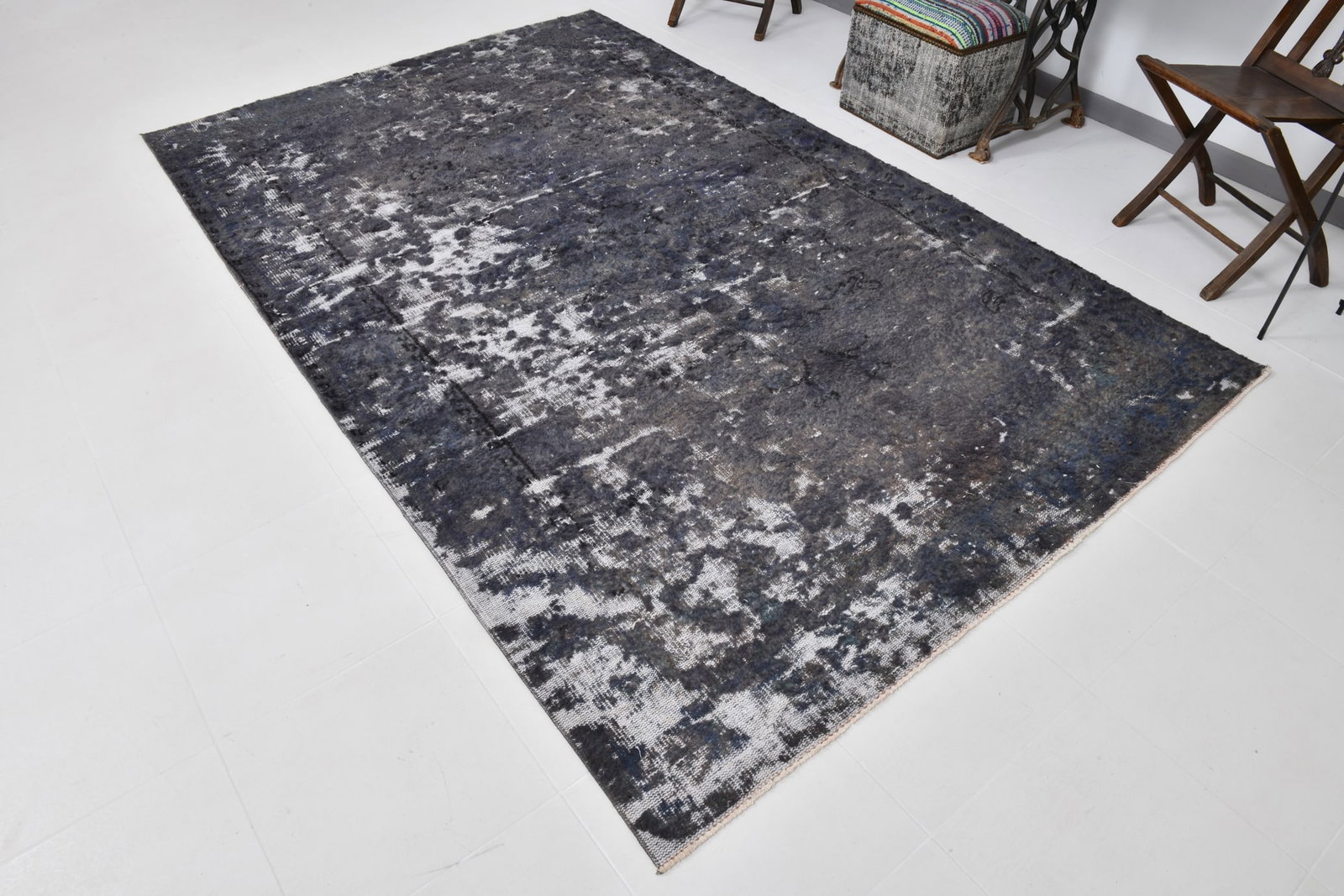 6'0'' x 9'7'' Handmade Vintage Wool Rug - 21650 - 3