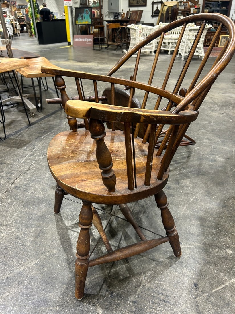 Pair of Bentwood and Spindle Back Chairs - 7