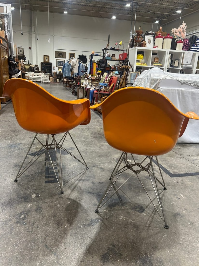 Pair of Mid-Century Modern Orange Fiberglass Armchairs with Wire Bases after Herman Miller - 4