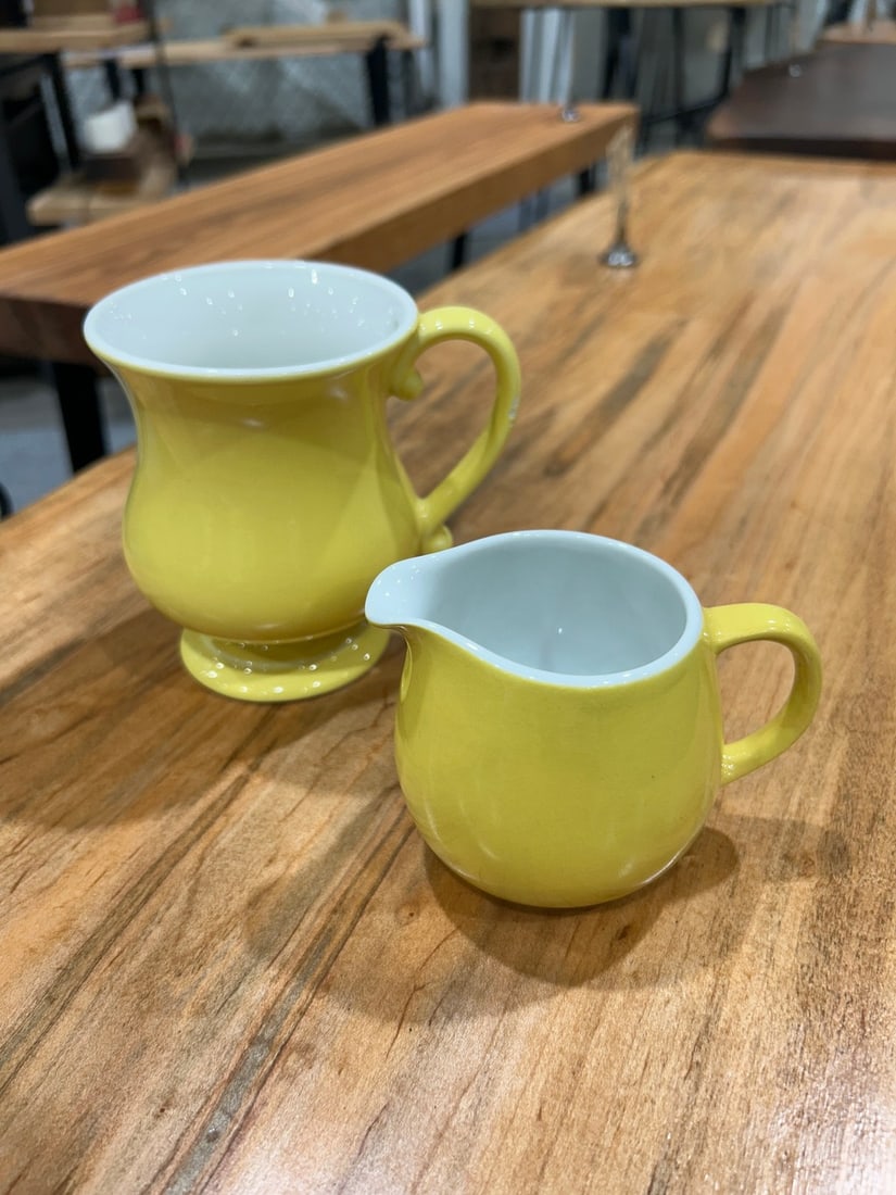 Pair of Mid-Century Modern Yellow Ceramic Creamers by Arabia and Ernest John - 2