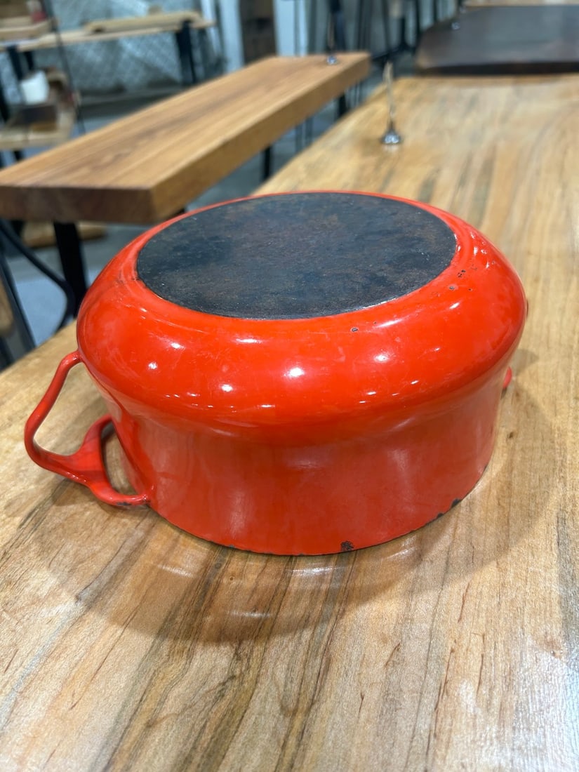 Vintage Red Enameled Cast Iron Dutch Oven - 4