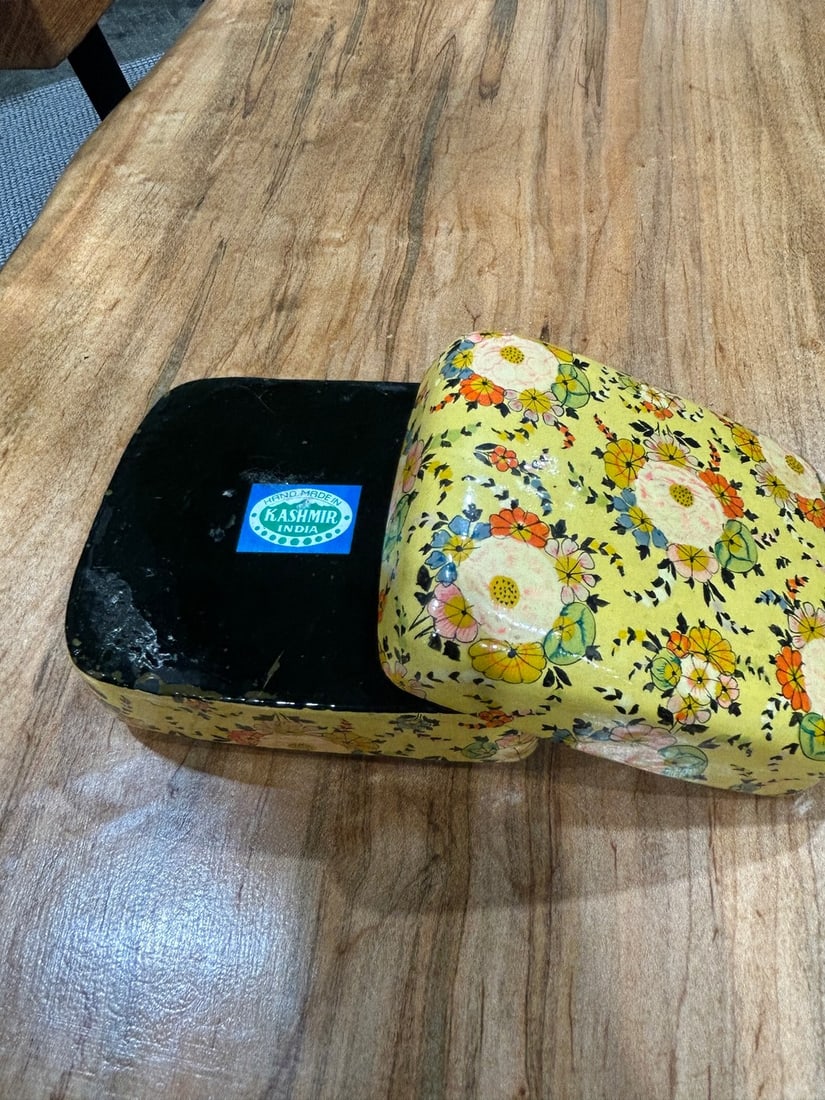 Hand-Painted Kashmiri Papier-MÃ¢chÃ© Box - 4