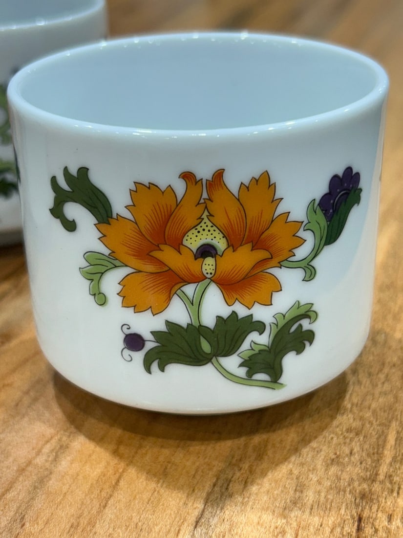 Set of Four Solphin Fine China Olympus Floral Motif Tea Cups - 2