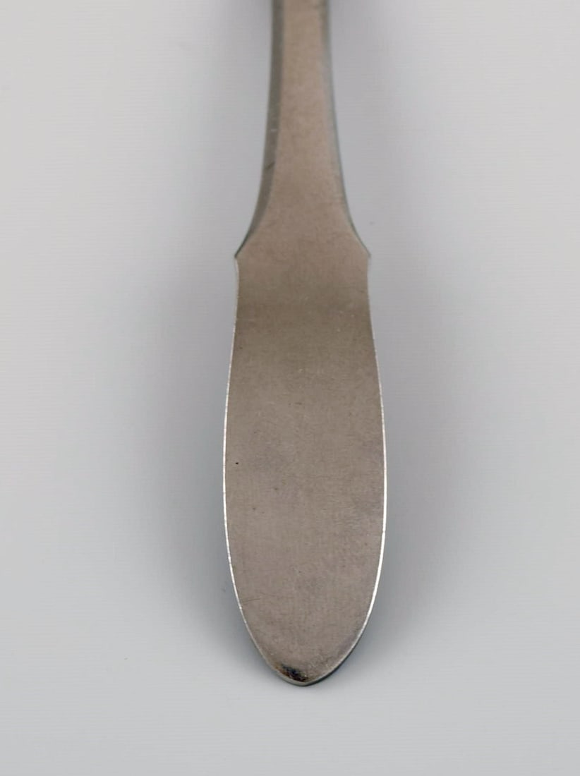 Gundorph Albertus for Georg Jensen. Two Mitra jam spoons in stainless steel. 1970s. - 4